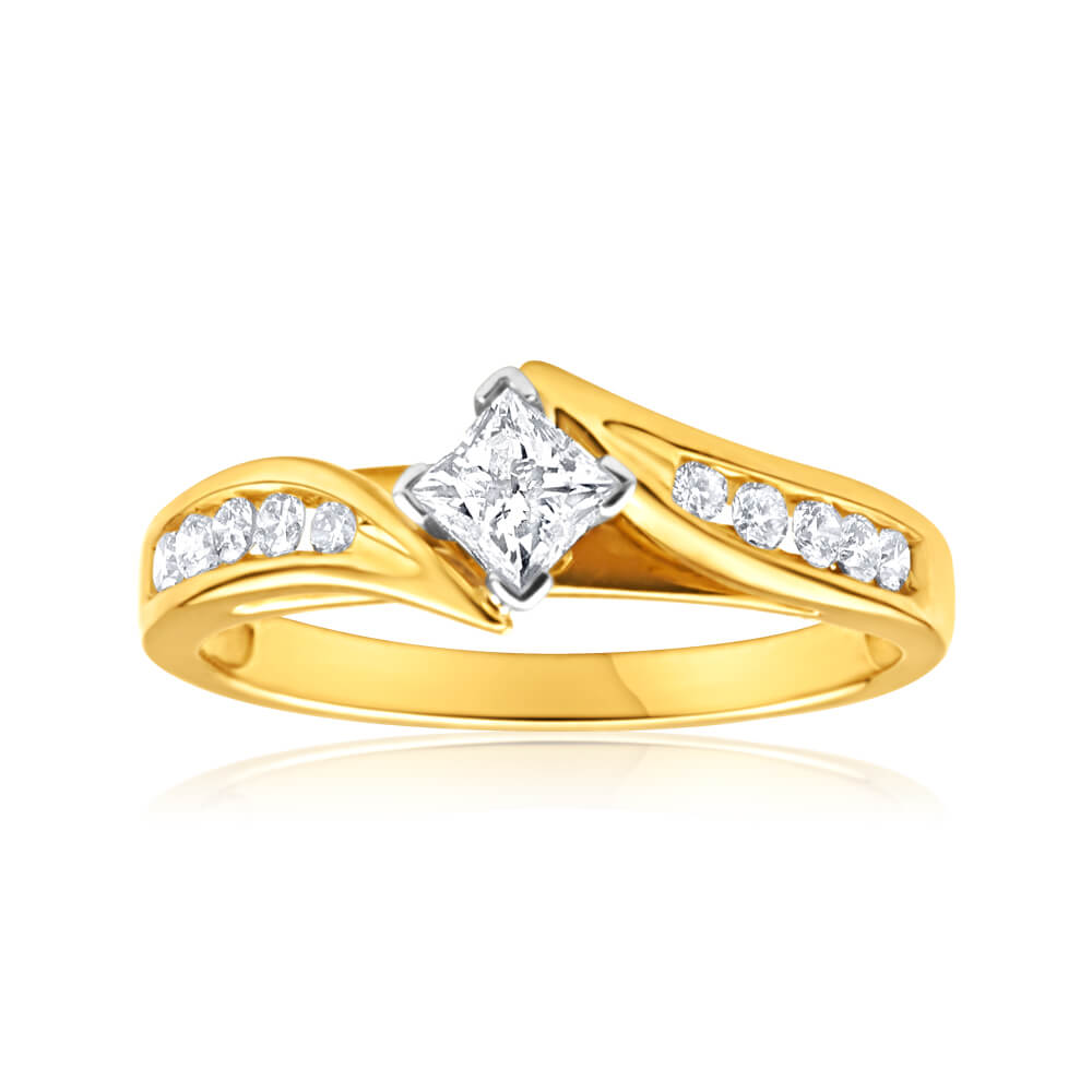 9ct Yellow Gold & White Gold Ring With 1/2 Carat Of Diamonds