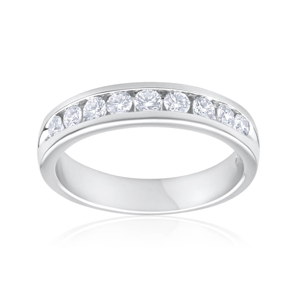 Flawless Cut 18ct White Gold Diamond Ring With 9 Diamonds (TW=1/2 Carat)
