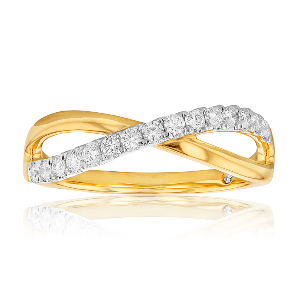 Flawless 1/4 Carat Diamond Infinity Ring in 9ct Yellow Gold