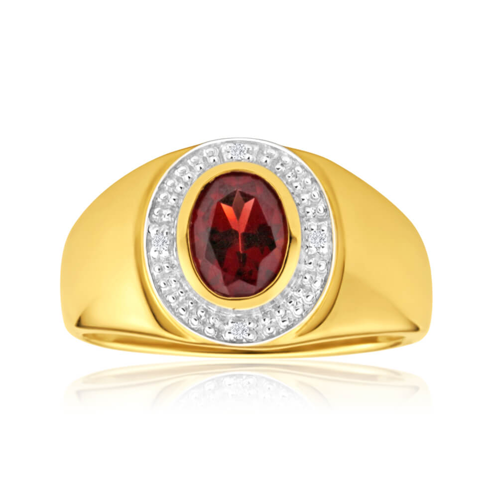 9ct Yellow Gold Garnet and Diamond Gents Ring