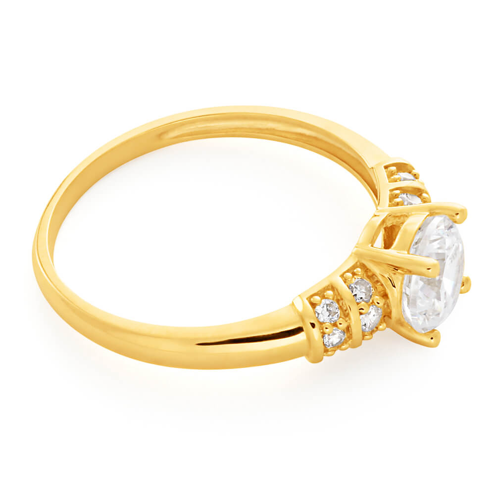9ct Yellow Gold Majestic Cubic Zirconia Ring